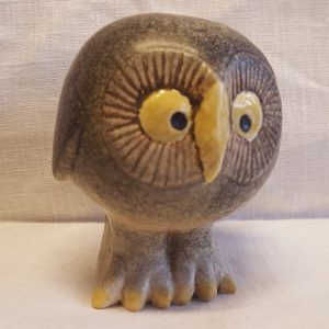 Lisa Larson – Uggla liten