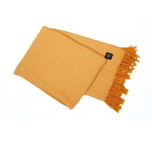 Pläd Valter gul 130×170 cm, återvunnet material – Wasa Ecotextil
